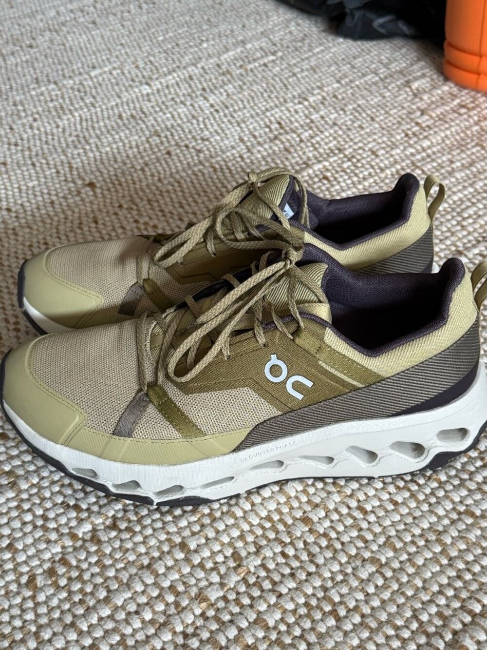 On Men's Cloudhorizon Safari/Ice Size 11